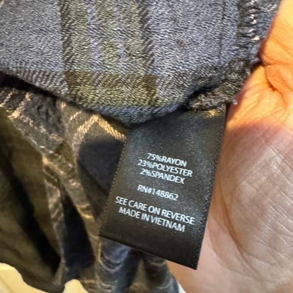 Torrid Flannel Gauze Oversized Shacket - Picture 5 of 5